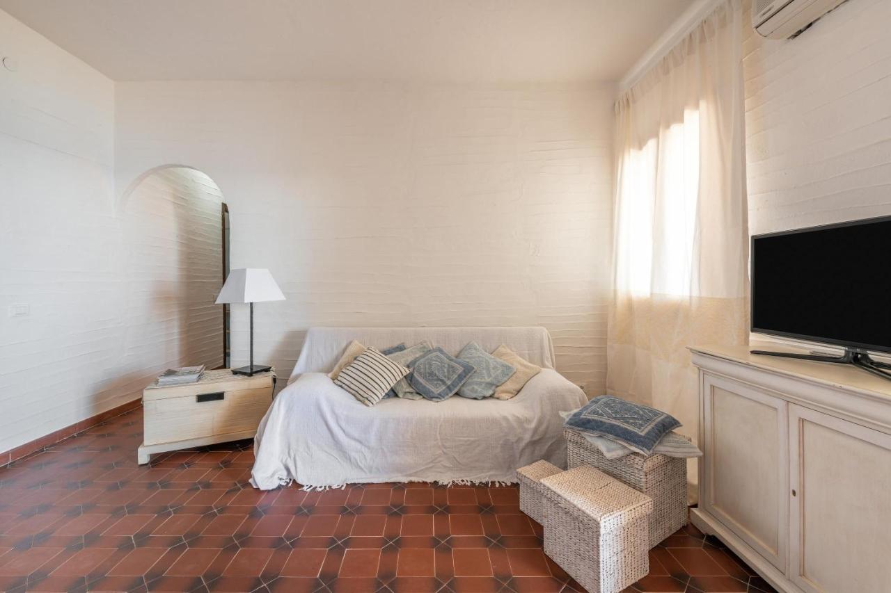 Casa Nicoleup Villa Porto Columbu - Perd'E Sali ภายนอก รูปภาพ